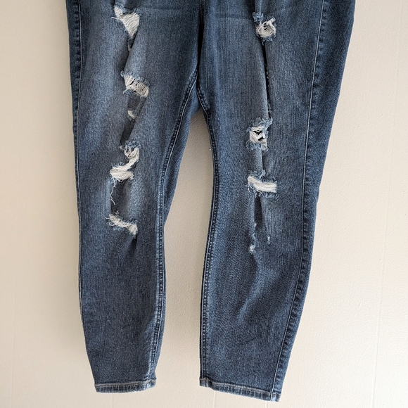 Torrid Bombshell Destructed Skinny Jeans - Picture 4 of 9